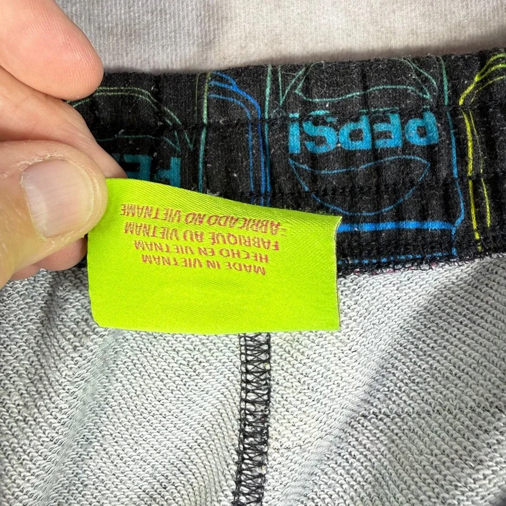 Forever 21 Pepsi Shorts Mens XL Black Neon Soda Can Print Retro Streetwear‎